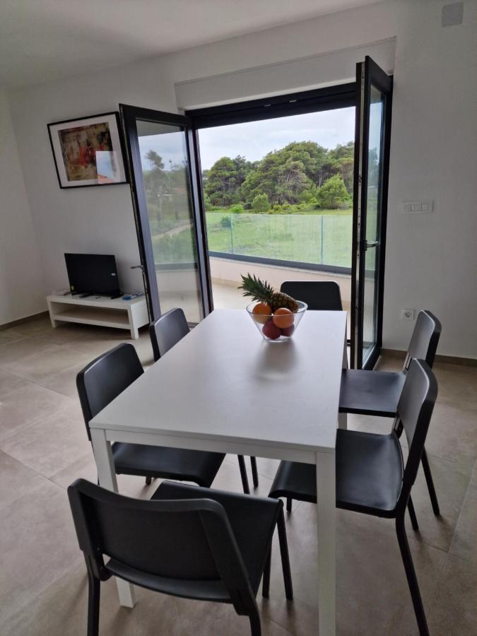 Sea And Rock Apartman *